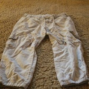 Aeropostaleaize 7/8 Kahki Capris